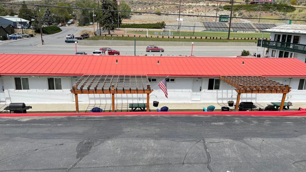 Motel Apple 2*